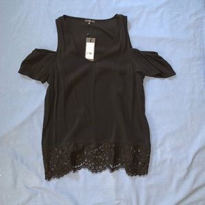 🍓SHIRTS 2/$20🍓 Black dressy tank